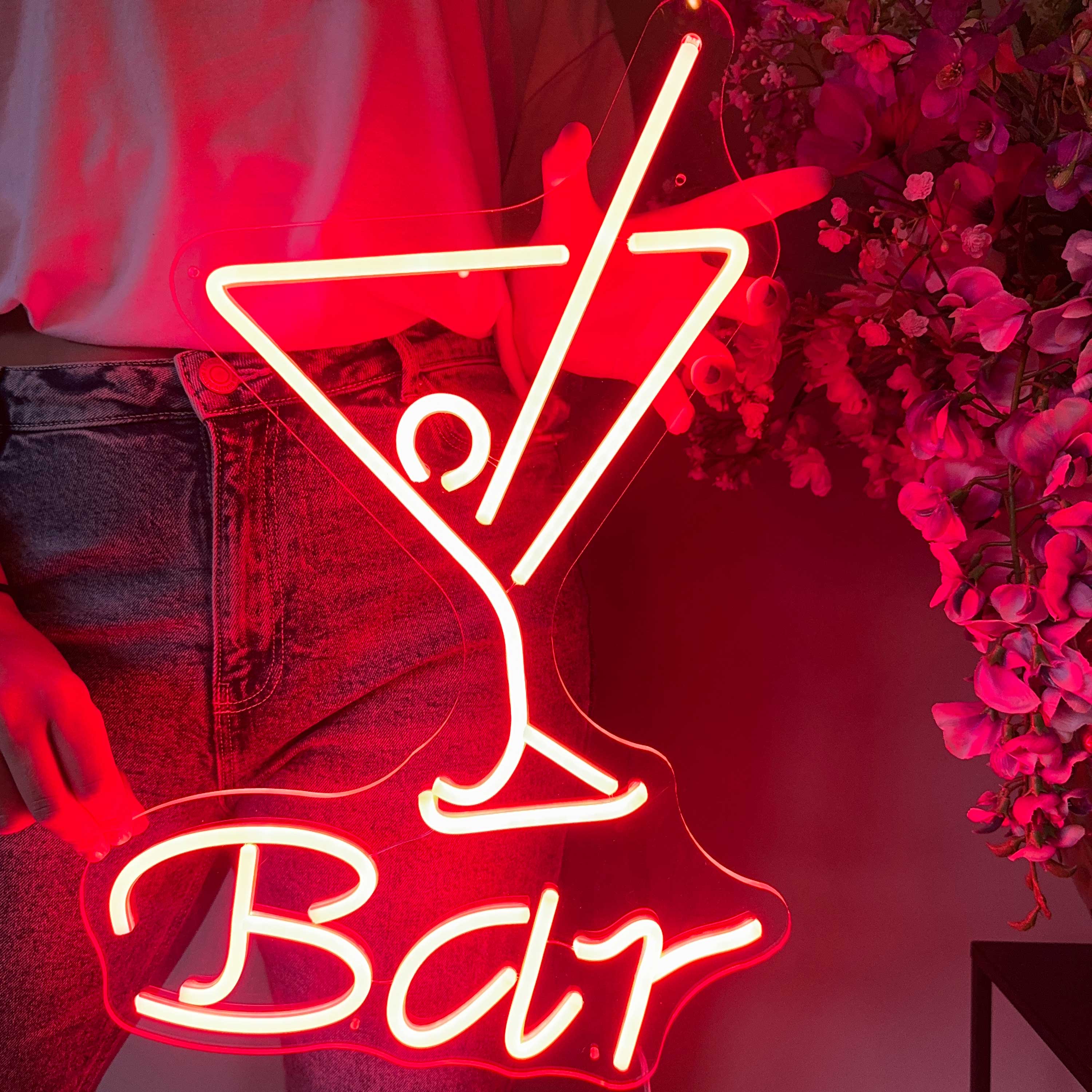 Neon Schild Cocktail Bar