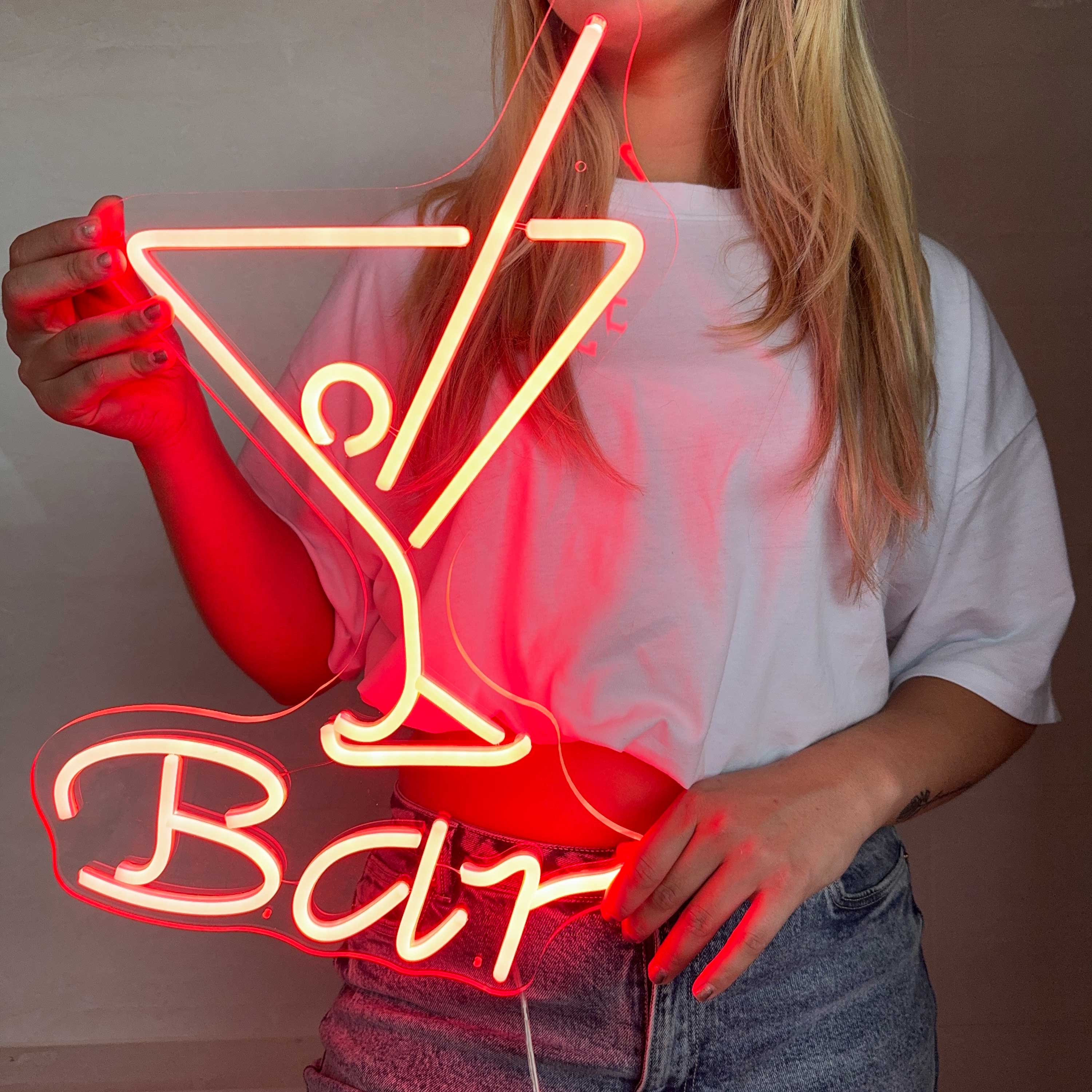 Neon Schild Cocktail Bar