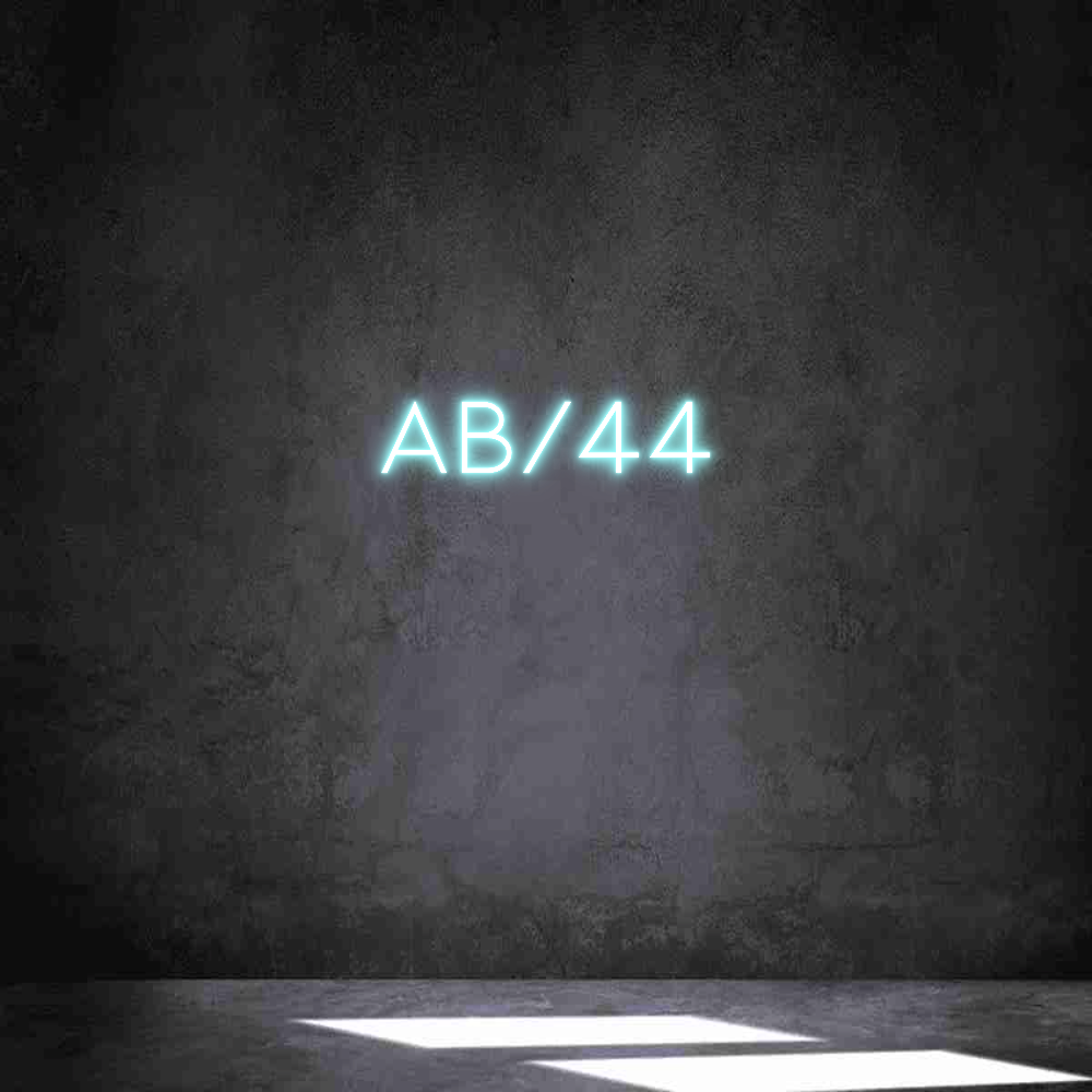 Individuelles Neon: AB/44