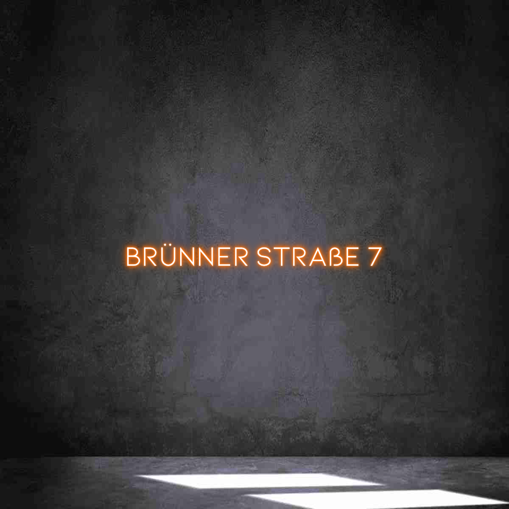Individuelles Neon: Brünner Straß...