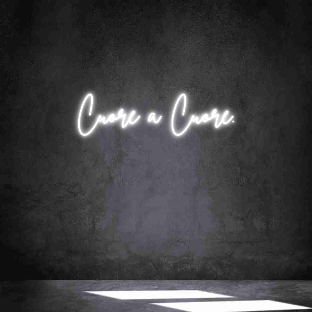 Individuelles Neon: Cuore a Cuore.