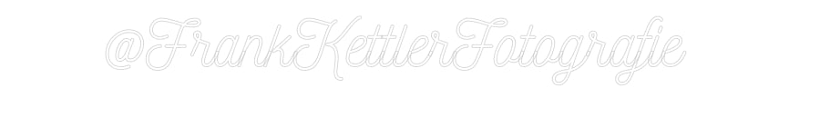 Individuelles Neon: @FrankKettler...