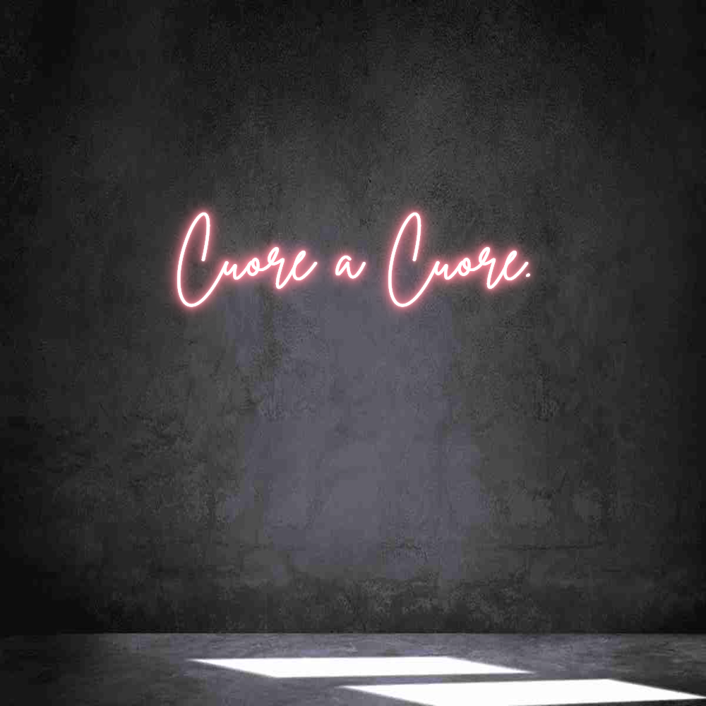 Individuelles Neon: Cuore a Cuore.