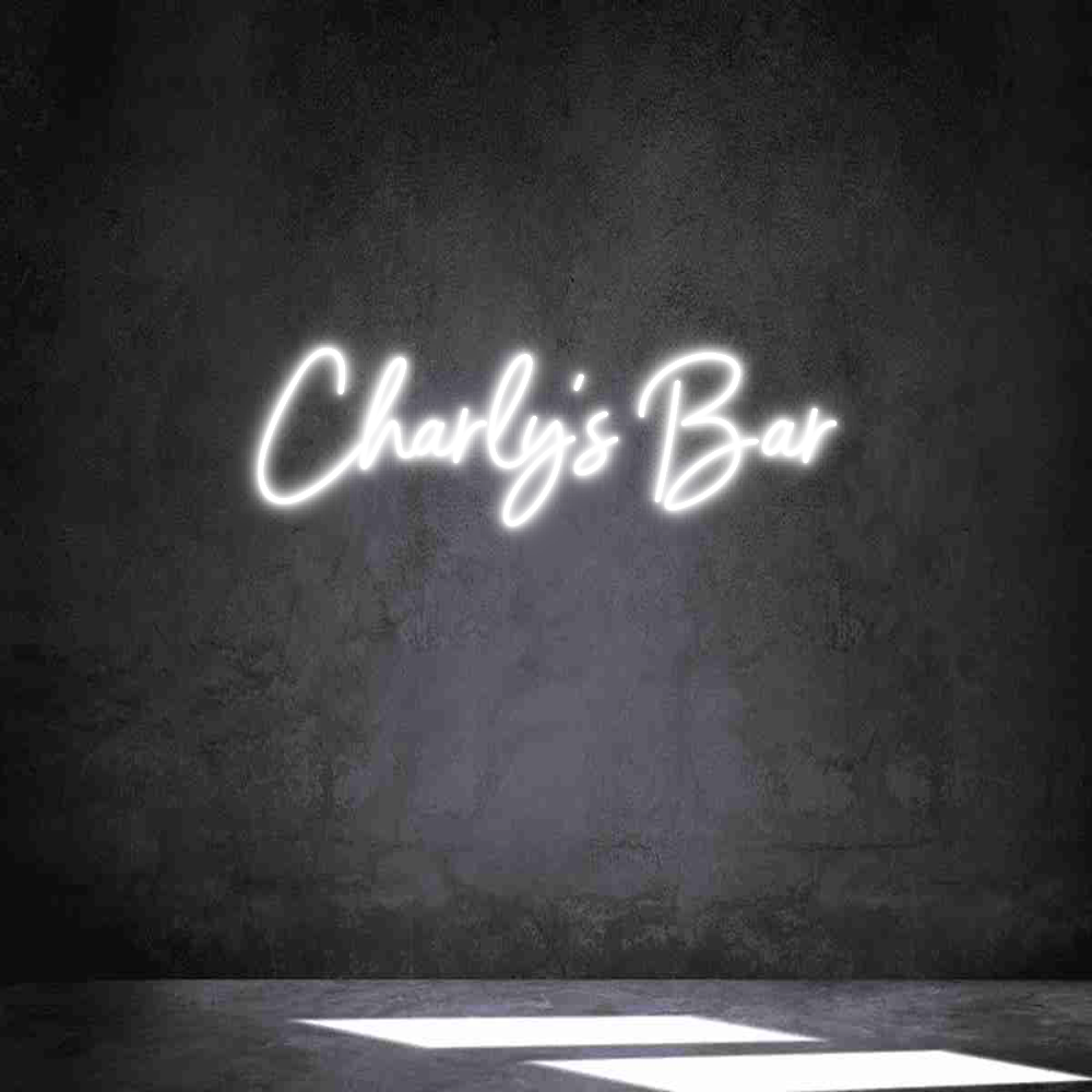 Individuelles Neon: Charly's Bar